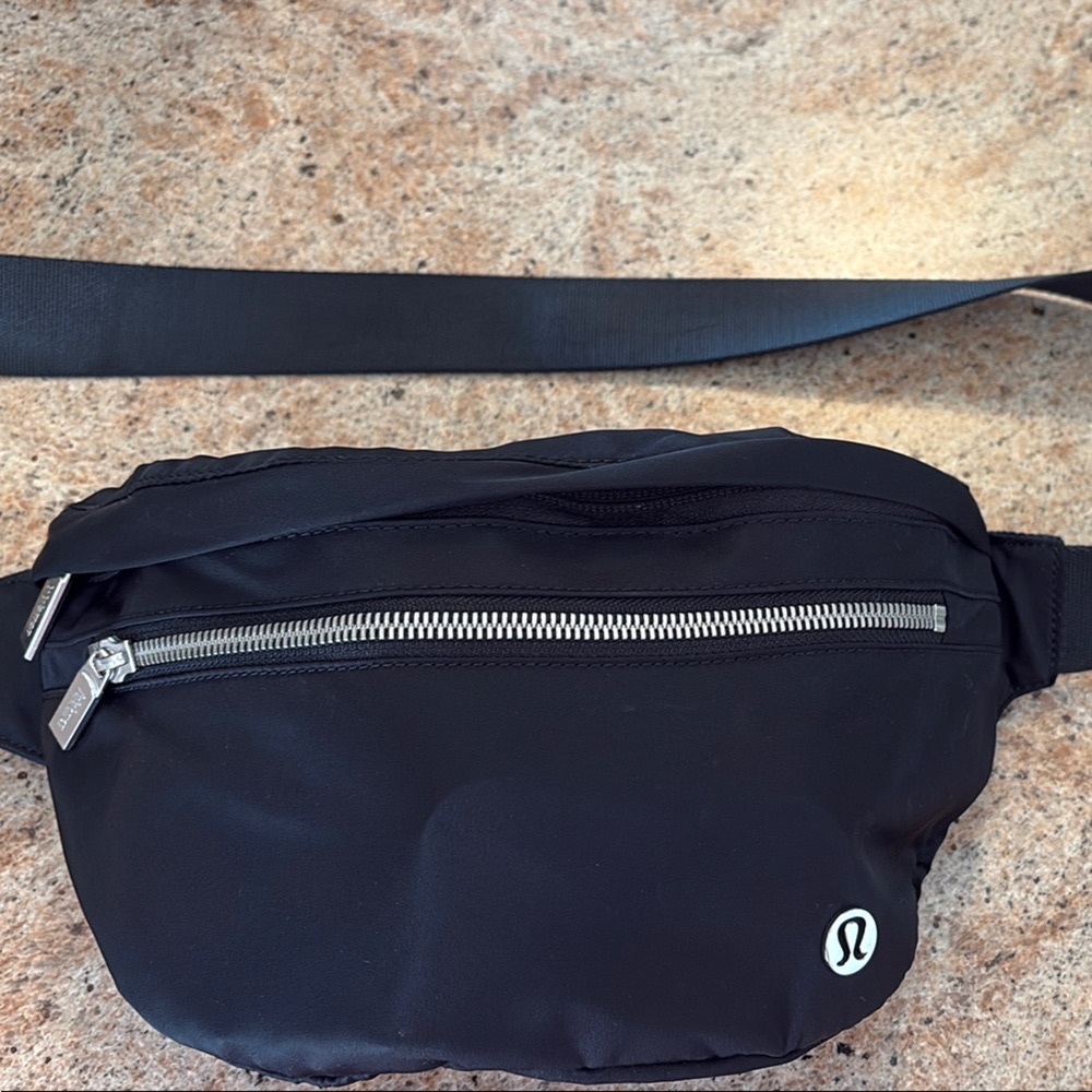lululemon athletica Black Belt Bag with Adjustable Strap
